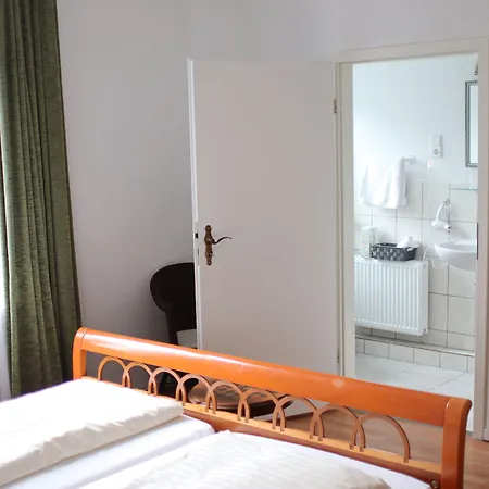 Alt-lennep Hotel